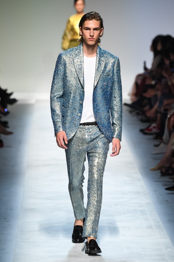 エルマンノ シェルヴィーノ(ERMANNO SCERVINO) 2019年春夏ウィメンズコレクション  - 写真49