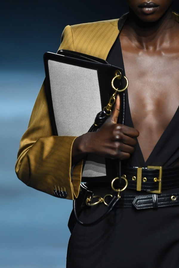 ジバンシィ(Givenchy) 2019年春夏ウィメンズコレクション  - 写真21