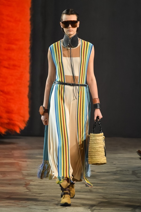 ロエベ(LOEWE) 2019年春夏ウィメンズコレクション  - 写真1