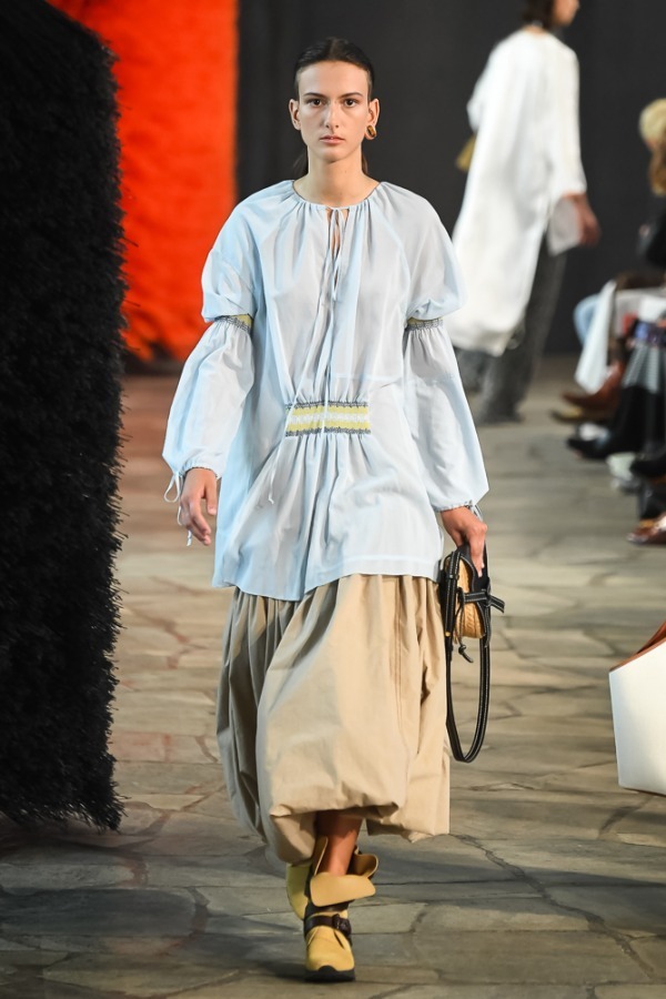 ロエベ(LOEWE) 2019年春夏ウィメンズコレクション  - 写真12