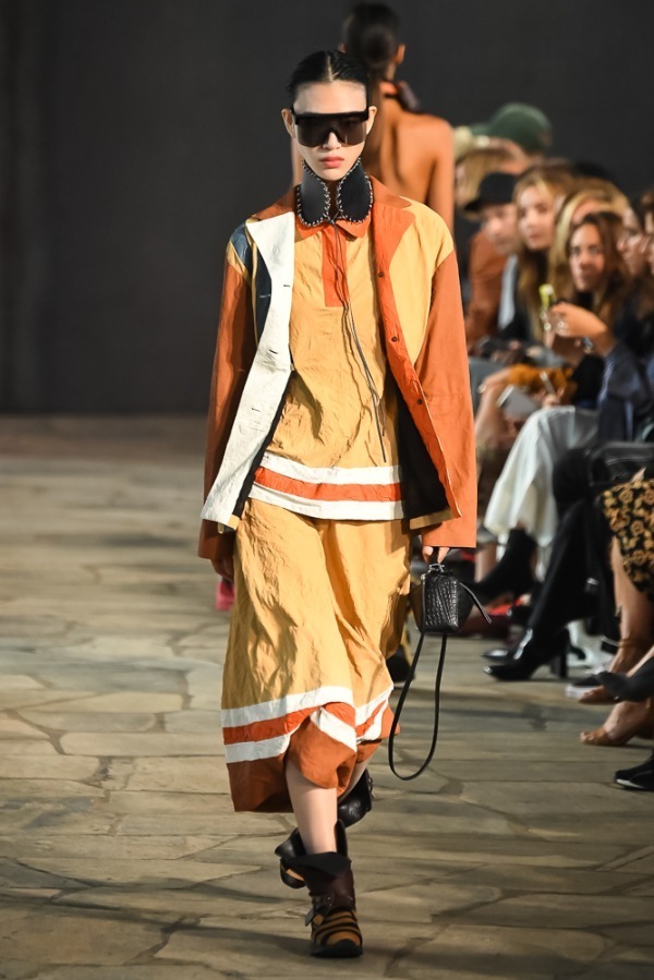 ロエベ(LOEWE) 2019年春夏ウィメンズコレクション  - 写真16