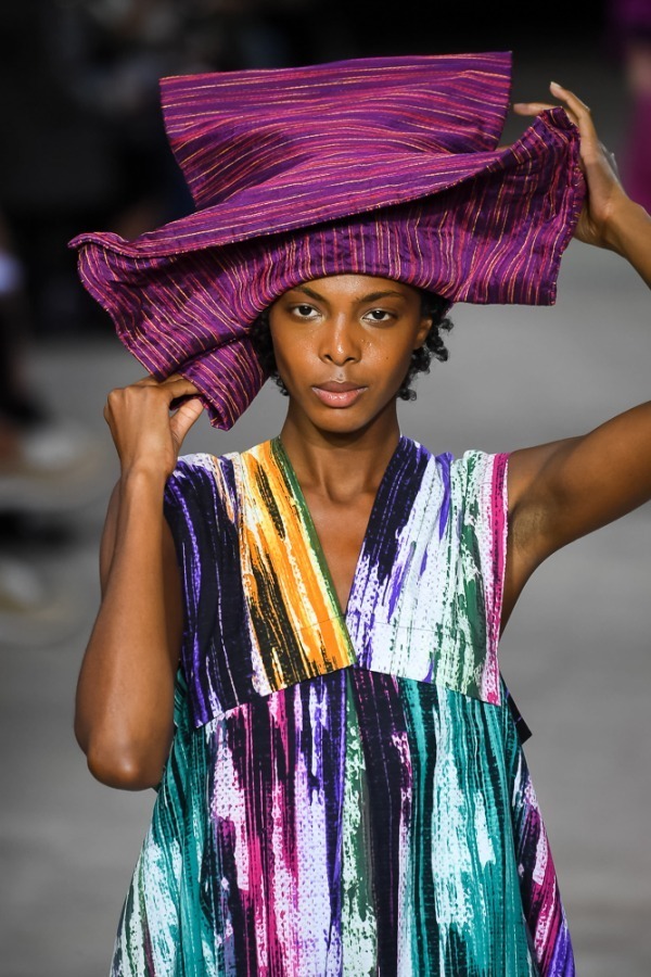 イッセイ ミヤケ(ISSEY MIYAKE) 2019年春夏ウィメンズコレクション  - 写真33