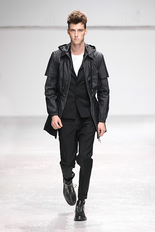 クリスヴァンアッシュ(KRISVANASSCHE) 2013年春夏メンズコレクション  - 写真16