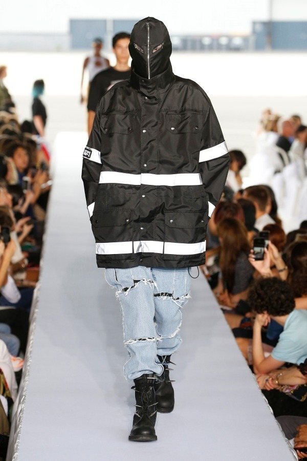 ヴェトモン(VETEMENTS) 2019年春夏メンズコレクション  - 写真30