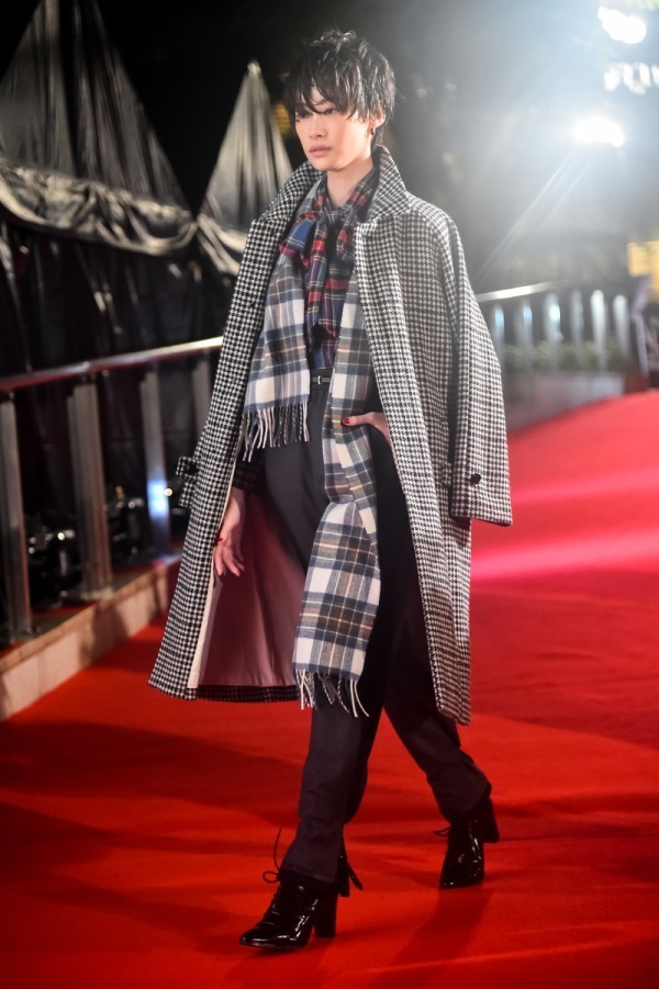 マギーや小関裕太らがビームス新作を纏って登場、東京国際映画祭 特別企画「FASHION GALA」で｜写真23