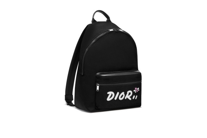 “DIOR KAWS”バック パック 165,000円〈日本限定品〉