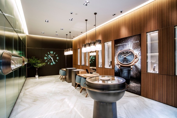 オフィチーネ パネライ(OFFICINE PANERAI) パネライ｜写真1