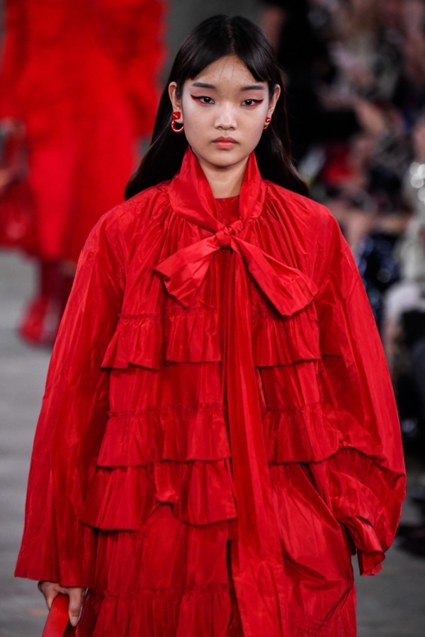 ヴァレンティノ(VALENTINO) 2019年プレフォールウィメンズコレクション  - 写真2