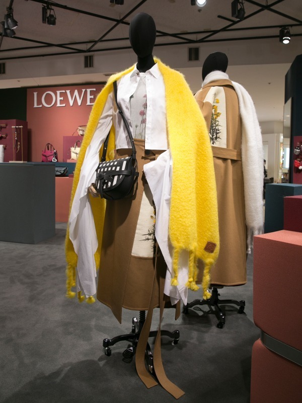 ロエベ(LOEWE) ゲート｜写真19