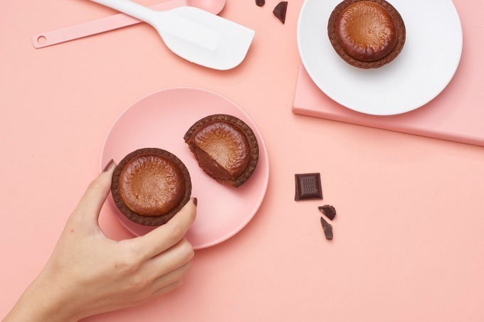 ベイク チーズタルト(BAKE CHEESE TART), ダンデライオン・チョコレート(Dandelion Chocolate) 焼きたてチョコレートチーズタルト｜写真1