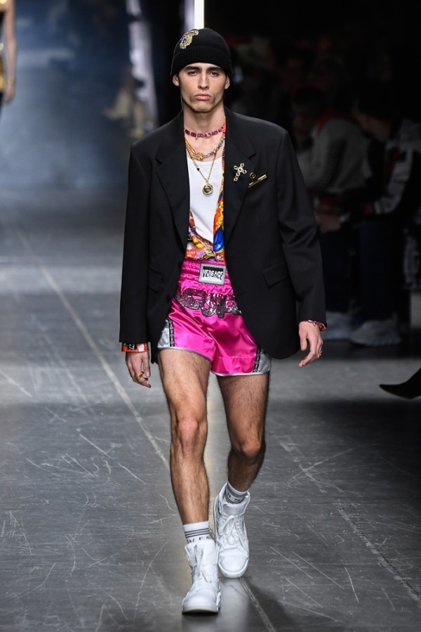 ヴェルサーチェ(VERSACE) 2019-20年秋冬メンズコレクション  - 写真75