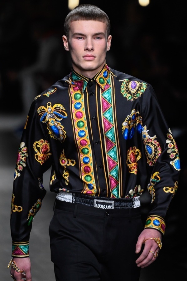 ヴェルサーチェ(VERSACE) 2019-20年秋冬メンズコレクション  - 写真81