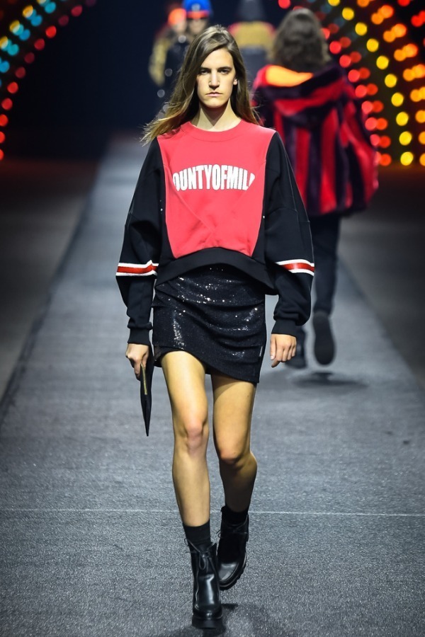 マルセロ・ブロン カウンティ・オブ・ミラン(MARCELO BURLON COUNTY OF MILAN) 2019-20年秋冬ウィメンズ&メンズコレクション  - 写真12