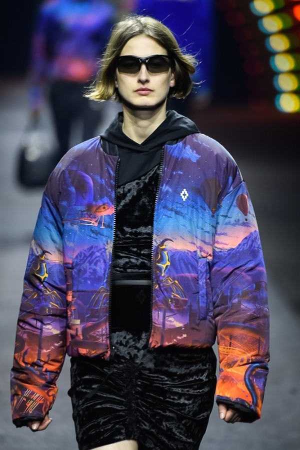 マルセロ・ブロン カウンティ・オブ・ミラン(MARCELO BURLON COUNTY OF MILAN) 2019-20年秋冬ウィメンズ&メンズコレクション  - 写真46