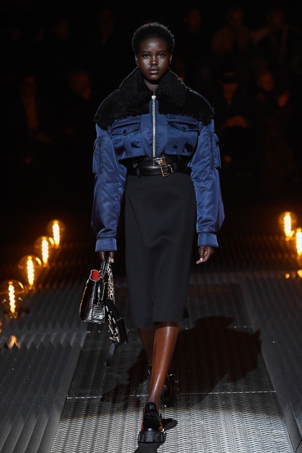 プラダ(PRADA) 2019-20年秋冬ウィメンズコレクション  - 写真23