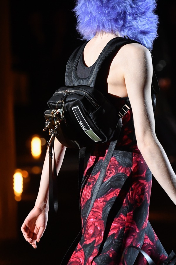 プラダ(PRADA) 2019-20年秋冬ウィメンズコレクション  - 写真38