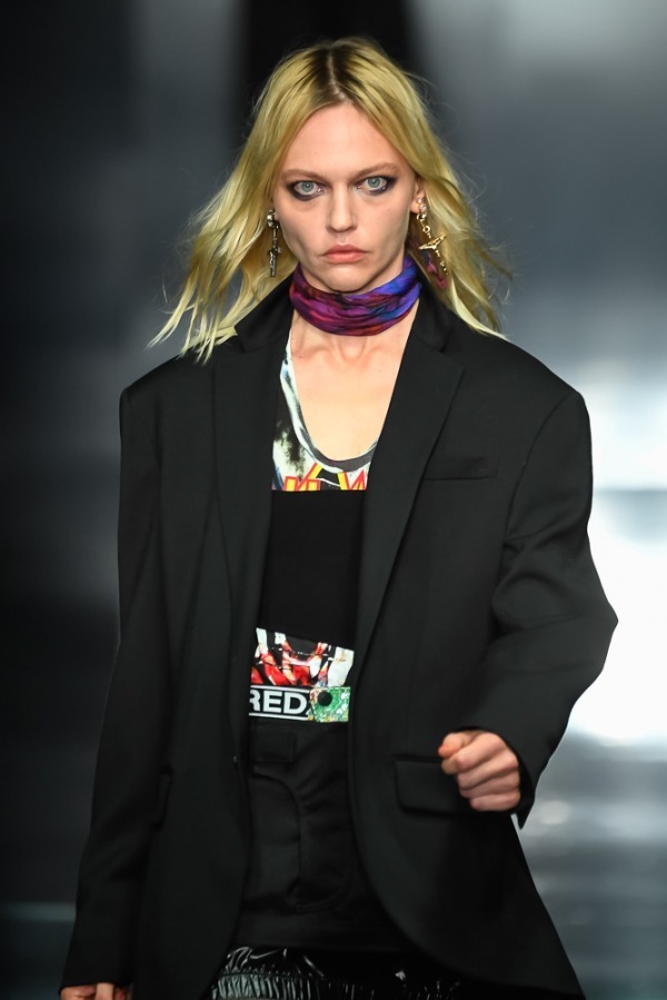 ディースクエアード(DSQUARED2) 2019-20年秋冬ウィメンズコレクション  - 写真33