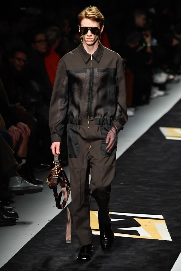 フェンディ(FENDI) 2019-20年秋冬メンズコレクション  - 写真23