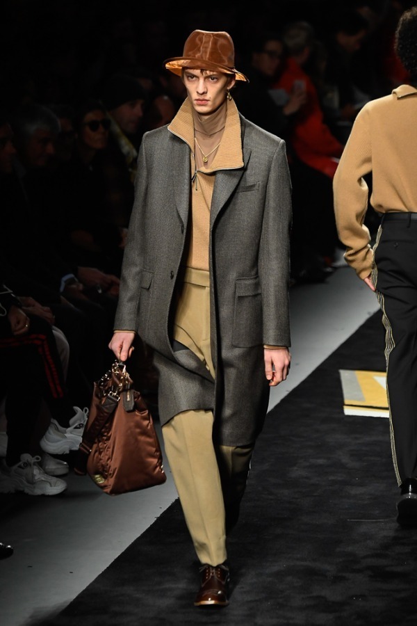 フェンディ(FENDI) 2019-20年秋冬メンズコレクション  - 写真29