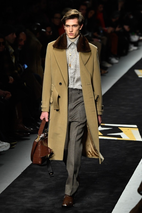 フェンディ(FENDI) 2019-20年秋冬メンズコレクション  - 写真33