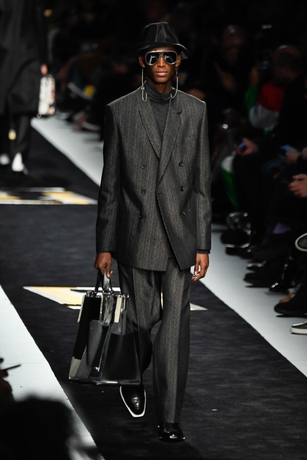 フェンディ(FENDI) 2019-20年秋冬メンズコレクション  - 写真53