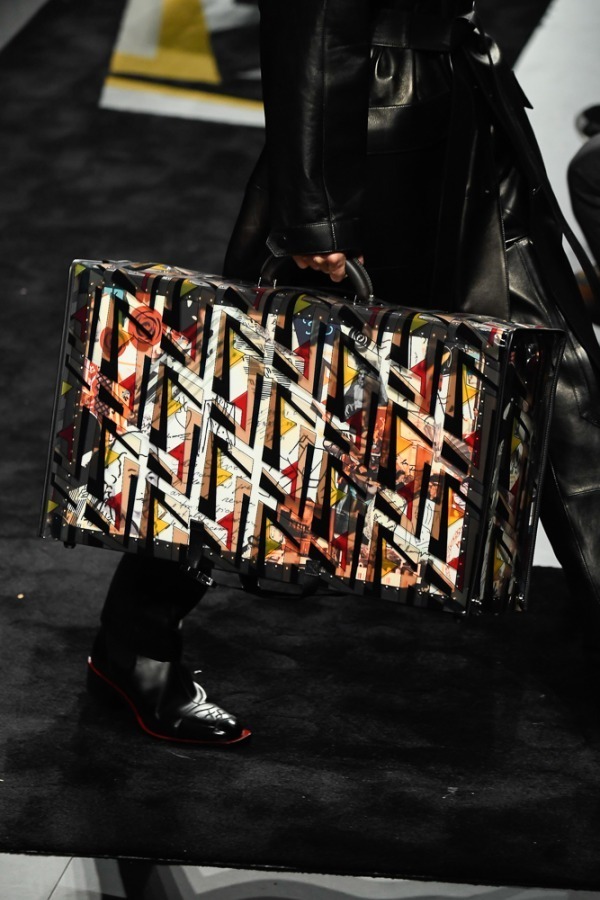 フェンディ(FENDI) 2019-20年秋冬メンズコレクション  - 写真81