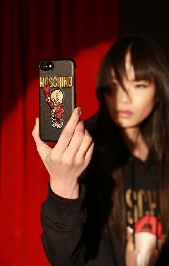 モスキーノ(MOSCHINO) ルーニー・テューンズ｜写真13