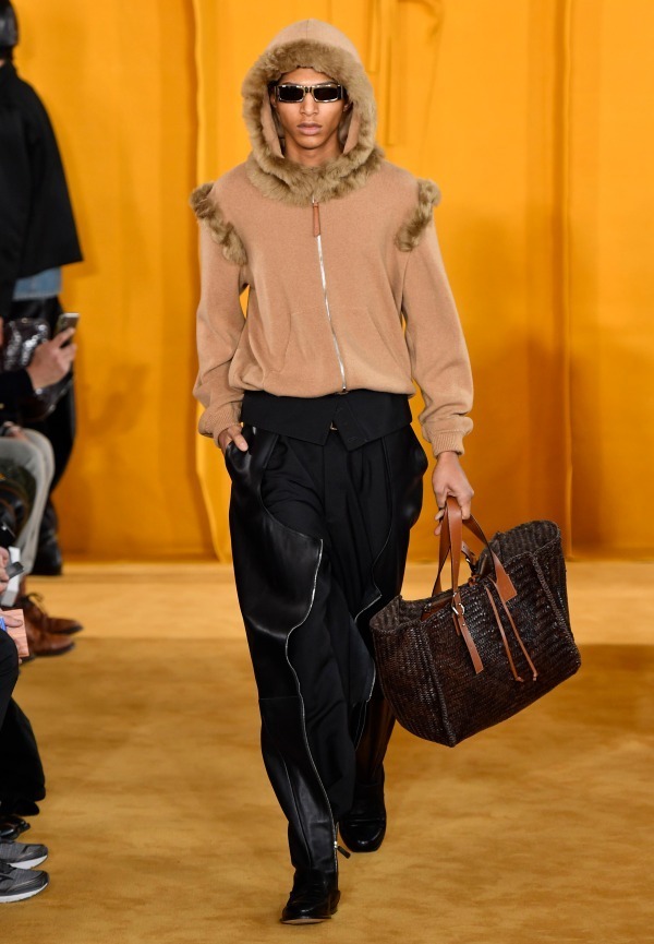 ロエベ(LOEWE) 2019-20年秋冬メンズコレクション  - 写真10