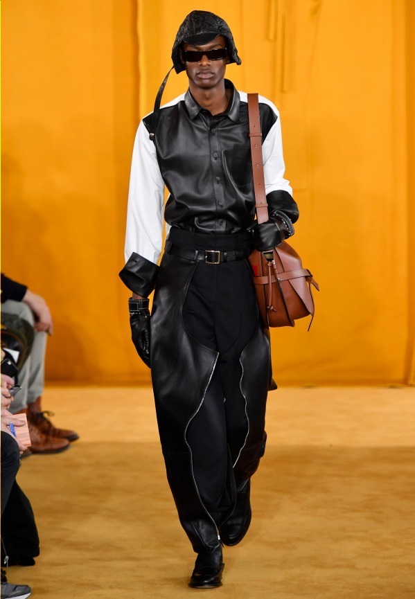 ロエベ(LOEWE) 2019-20年秋冬メンズコレクション  - 写真21