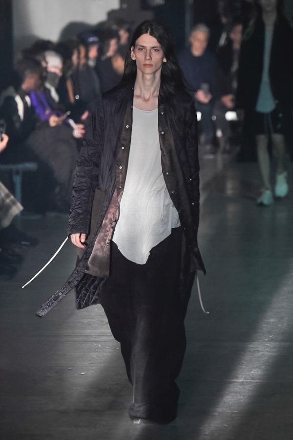 リック・オウエンス(Rick Owens) 2019-20年秋冬メンズコレクション  - 写真2