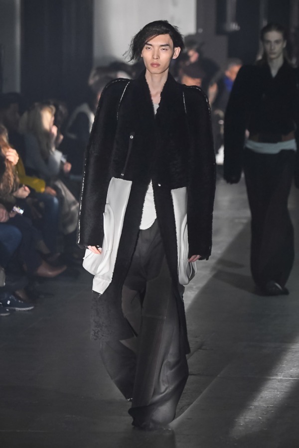 リック・オウエンス(Rick Owens) 2019-20年秋冬メンズコレクション  - 写真45