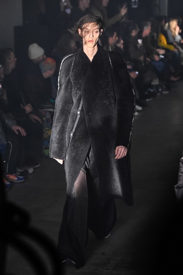 リック・オウエンス(Rick Owens) 2019-20年秋冬メンズコレクション  - 写真54