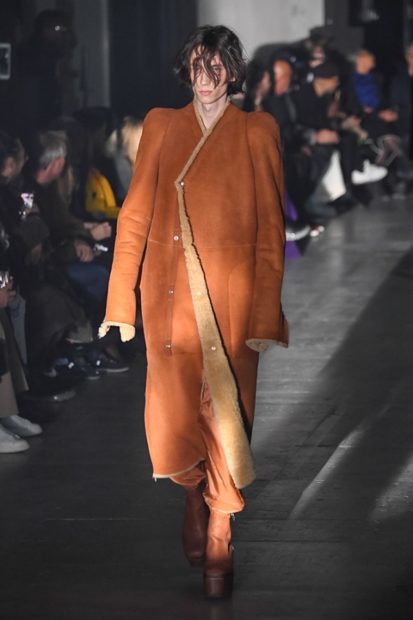 リック・オウエンス(Rick Owens) 2019-20年秋冬メンズコレクション  - 写真57