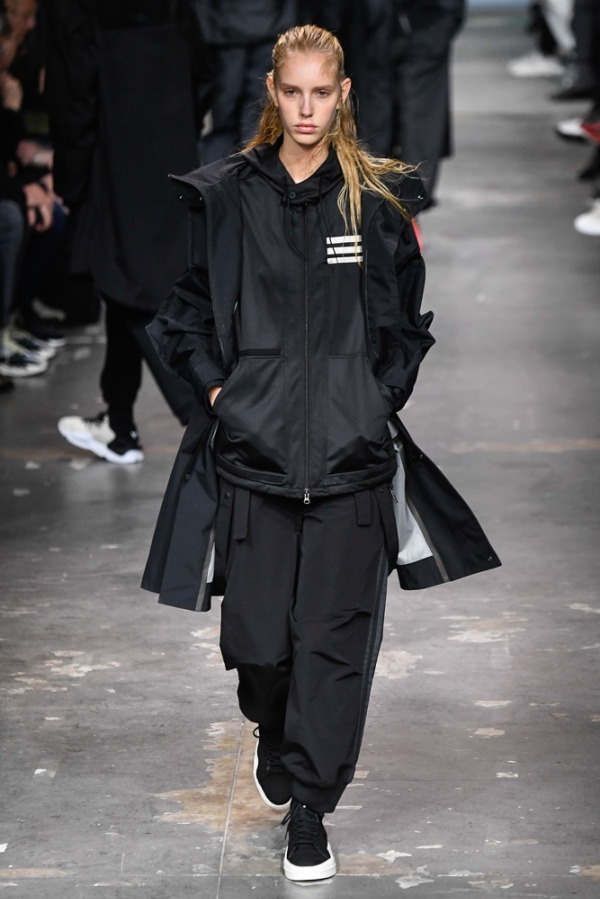 ワイスリー(Y-3) 2019-20年秋冬ウィメンズコレクション  - 写真1