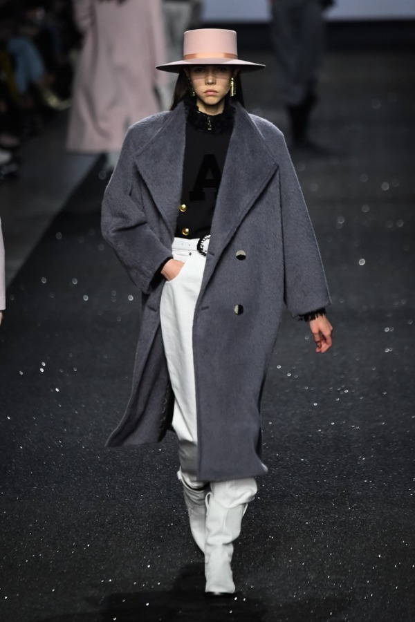 アルベルタ フェレッティ(ALBERTA FERRETTI) 2019-20年秋冬ウィメンズコレクション  - 写真30