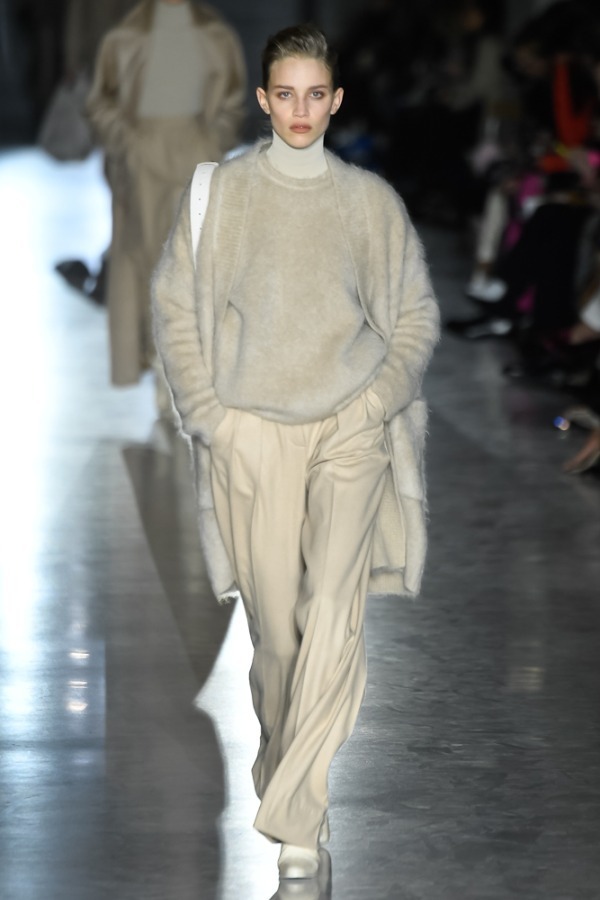 マックスマーラ(Max Mara) 2019-20年秋冬ウィメンズコレクション  - 写真3