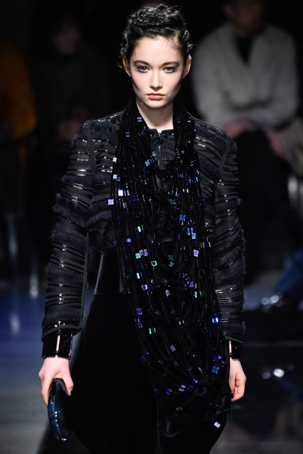 ジョルジオ アルマーニ(Giorgio Armani) 2019-20年秋冬ウィメンズコレクション  - 写真13