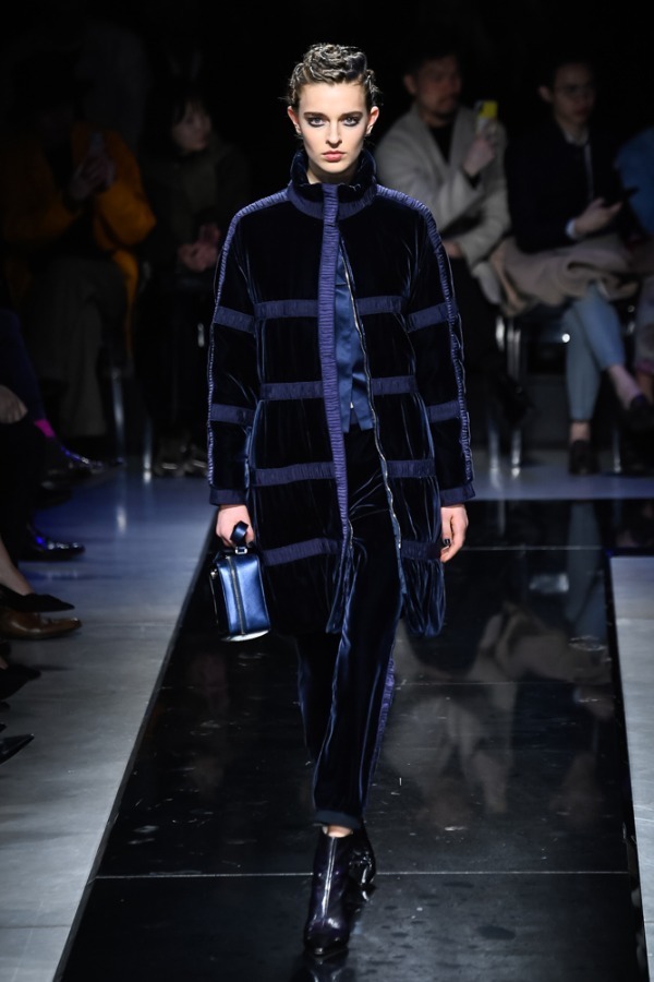 ジョルジオ アルマーニ(Giorgio Armani) 2019-20年秋冬ウィメンズコレクション  - 写真14