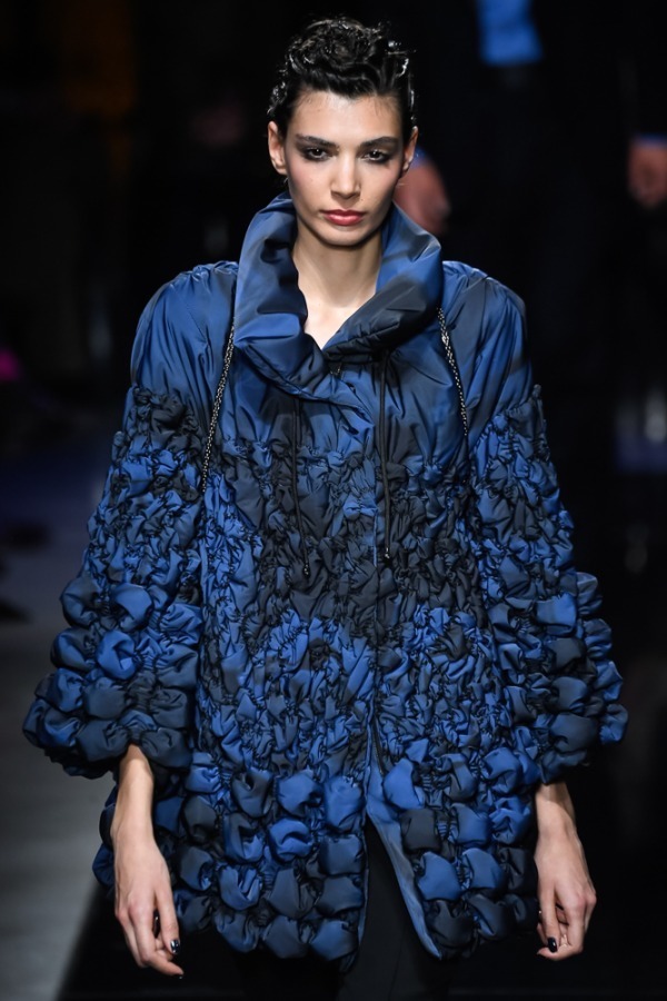 ジョルジオ アルマーニ(Giorgio Armani) 2019-20年秋冬ウィメンズコレクション  - 写真21