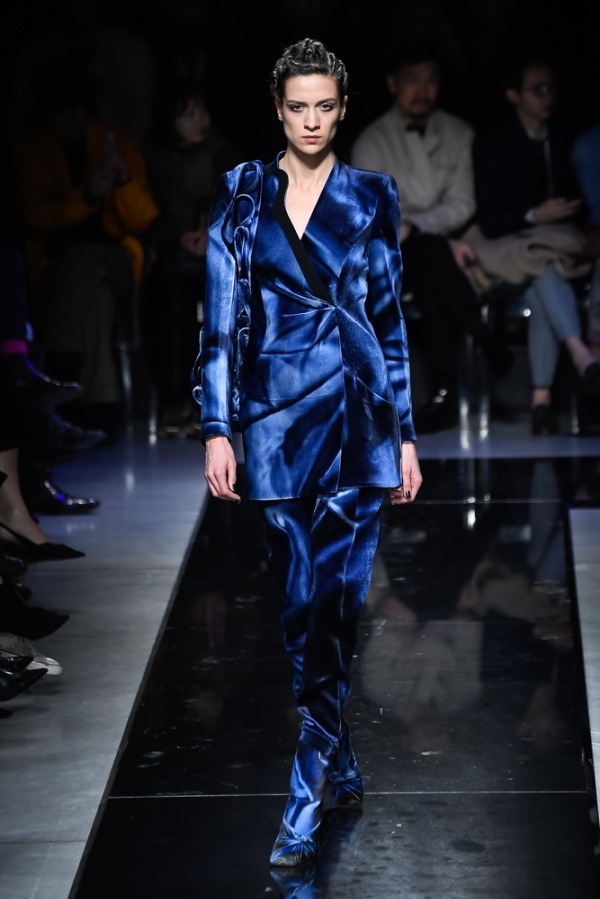 ジョルジオ アルマーニ(Giorgio Armani) 2019-20年秋冬ウィメンズコレクション  - 写真23