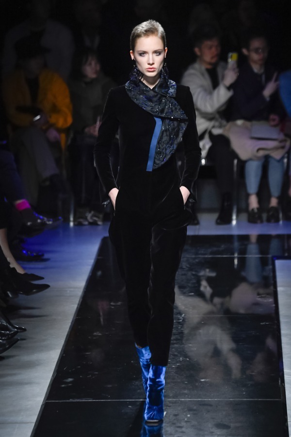 ジョルジオ アルマーニ(Giorgio Armani) 2019-20年秋冬ウィメンズコレクション  - 写真49