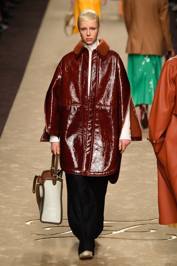 フェンディ(FENDI) 2019-20年秋冬ウィメンズコレクション  - 写真26