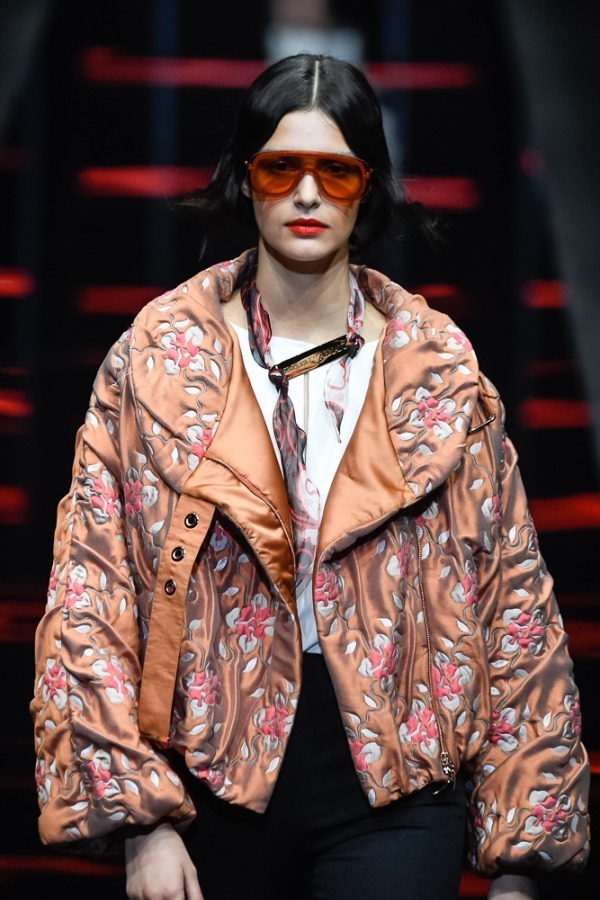 エンポリオ アルマーニ(EMPORIO ARMANI) 2019-20年秋冬ウィメンズコレクション  - 写真6