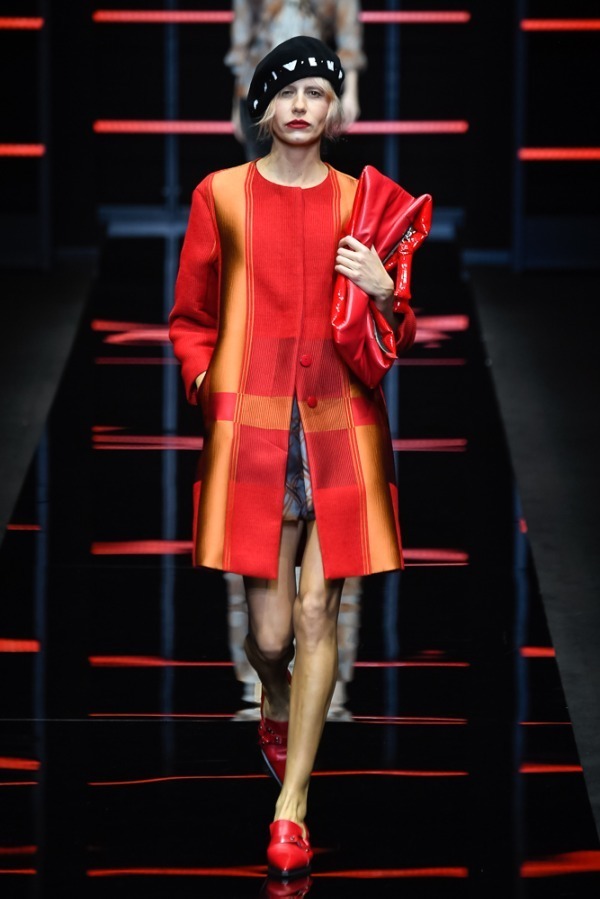 エンポリオ アルマーニ(EMPORIO ARMANI) 2019-20年秋冬ウィメンズコレクション  - 写真14