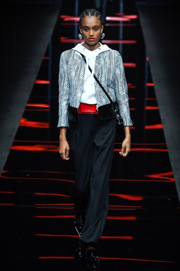 エンポリオ アルマーニ(EMPORIO ARMANI) 2019-20年秋冬ウィメンズコレクション  - 写真24