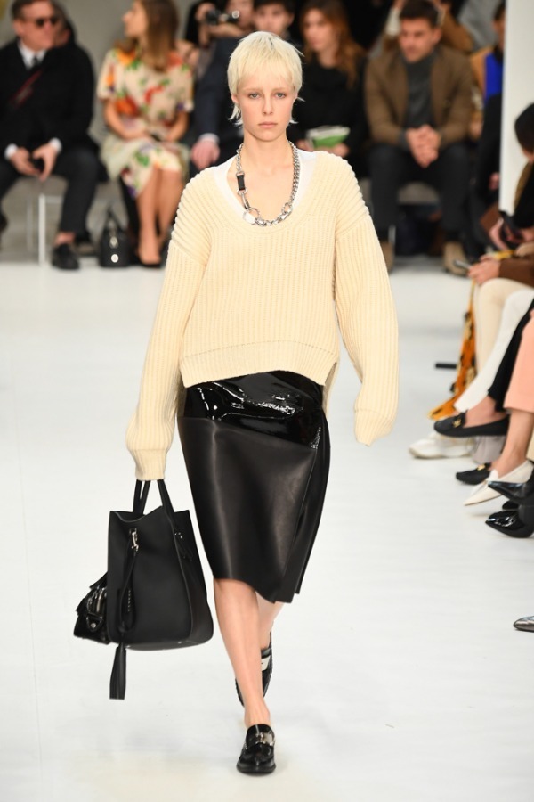 トッズ(TOD'S) 2019-20年秋冬ウィメンズコレクション  - 写真5