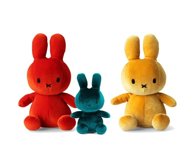 Velvet Miffy Plushes(33cm/23cm/10cm) 価格未定