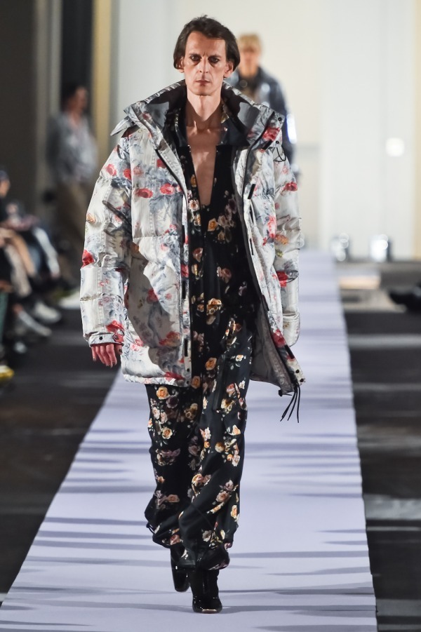 アンドレアス・クロンターラー フォー ヴィヴィアン・ウエストウッド(Andreas Kronthaler for Vivienne Westwood) 2019-20年秋冬ウィメンズ&メンズコレクション  - 写真31