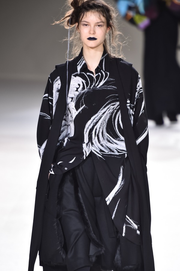 ヨウジヤマモト(Yohji Yamamoto) 2019-20年秋冬ウィメンズコレクション  - 写真67