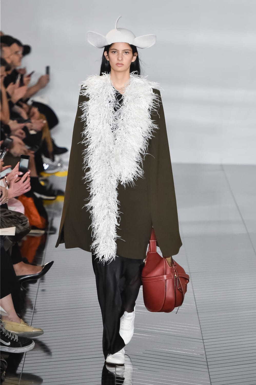 ロエベ(LOEWE) 2019-20年秋冬ウィメンズコレクション  - 写真7